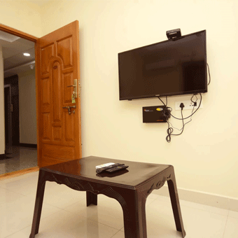 Dina Delavert Hotel Manager